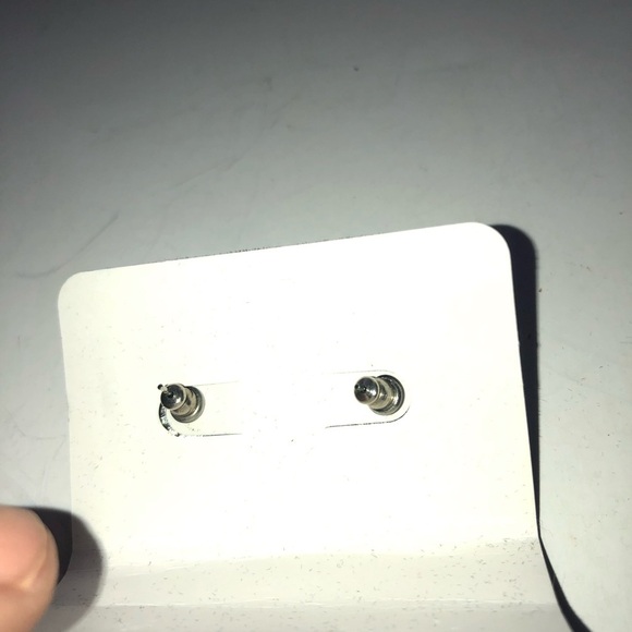 Modern Green and Gold Earrings - Picture 3 of 4